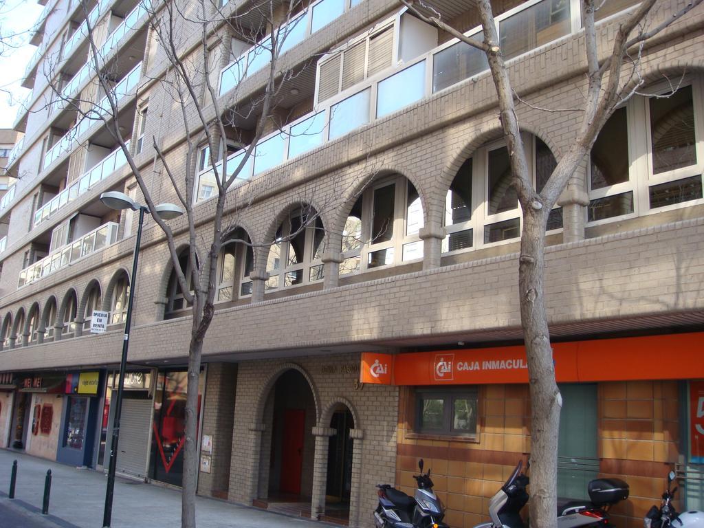 Fabiola Zentro Apartment Zaragoza Exterior foto